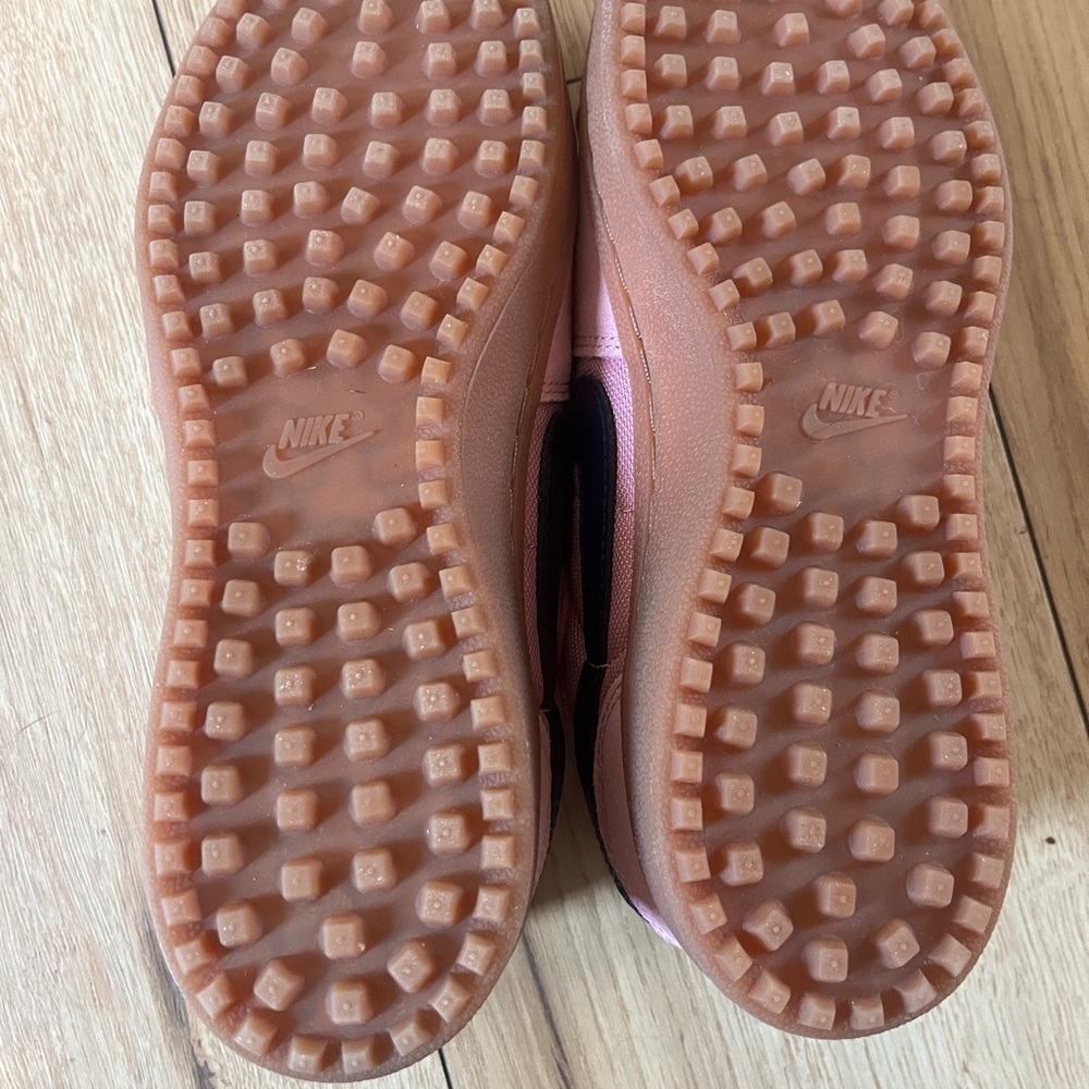 Nike Field General Pink & Navy Big Kids’ Shoe - Picture 4 of 4